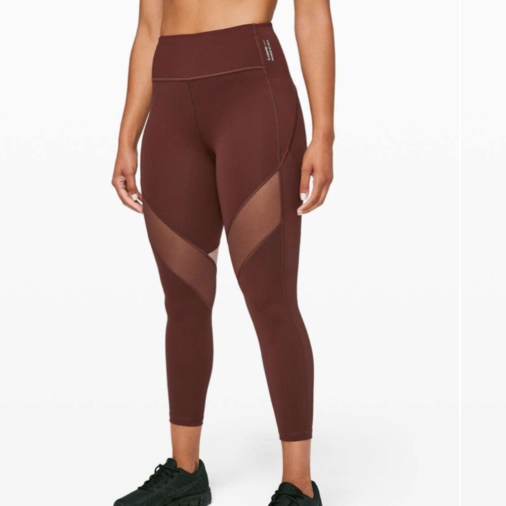 (4) Lululemon Stronger as One X Barry’s Tights